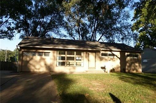 1st image of 471 Park Dr