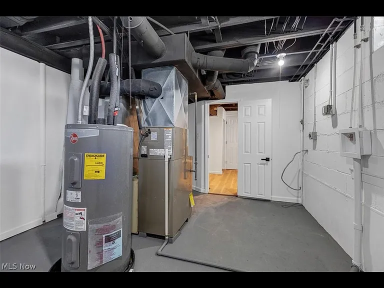 67 Pierce Ave — Photo 28