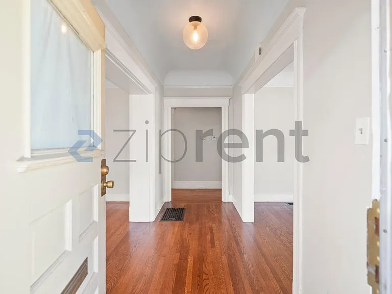 3144 Pleitner Ave — Photo 4