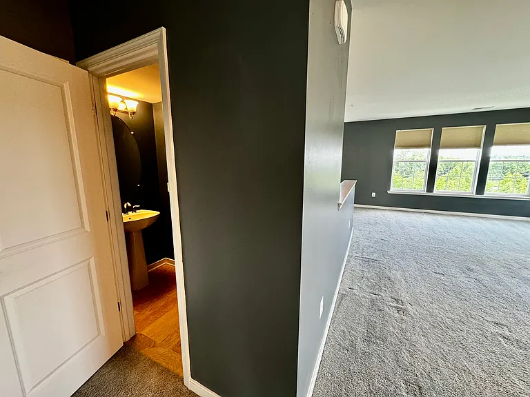 661 E Church St #B — Photo 11