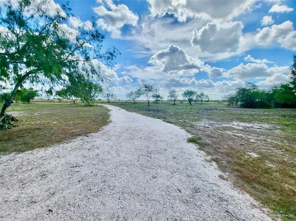 401 E Wisconsin Rd, Donna, TX 78537