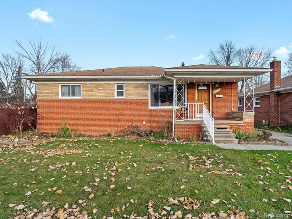 11532 Deering St, Livonia, MI 48150