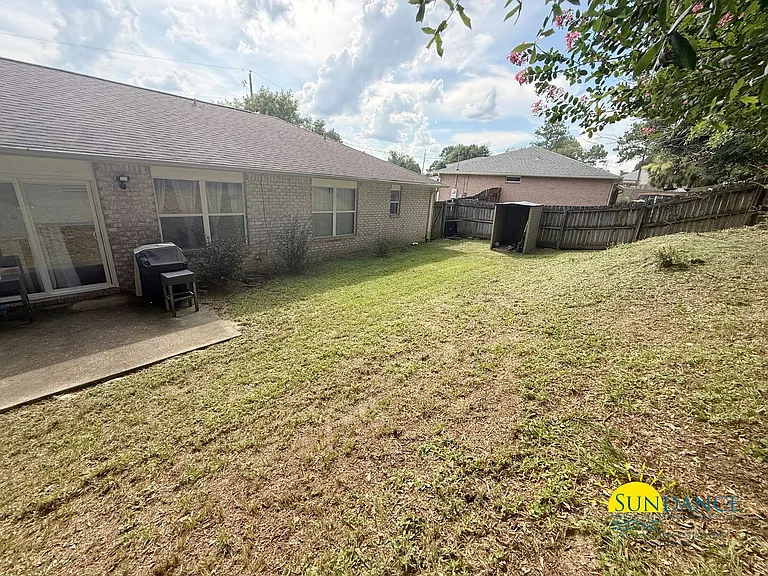 1252 Northview Dr — Photo 23