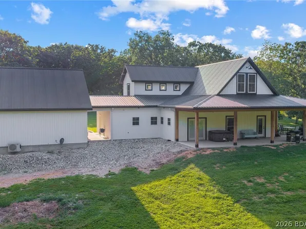 56 Midway Rd, Eldon, MO 65026
