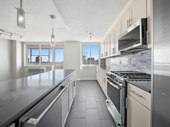 118-17 Union Tpke #21K, Forest Hills, NY 11375