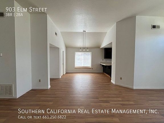 2nd image of 903 Elm St