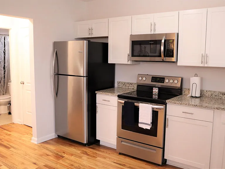 1511 E High St #1 — Photo 7