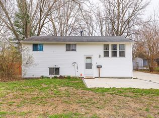 6095 Jaycox Rd, North Ridgeville, OH 44039