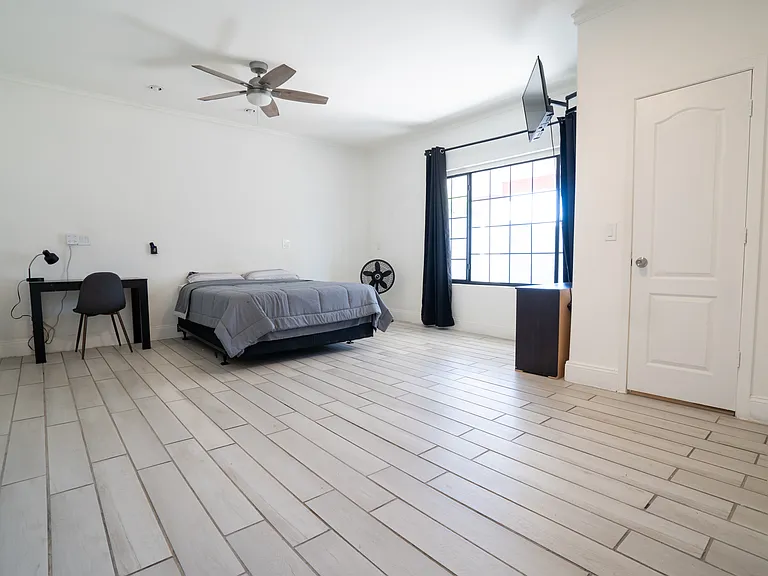 5102 W Osborn Rd — Photo 18