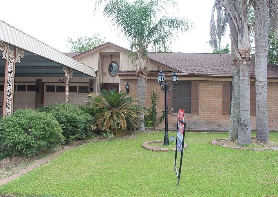 1st image of 4215 White River Dr