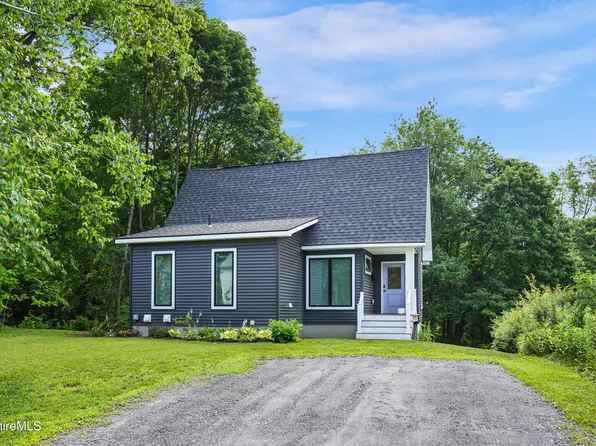 55 Revilla Ter, Pittsfield, MA 01201