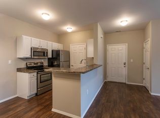 acar-The Carlyle Apartment Homes, Springfield, MO 65807