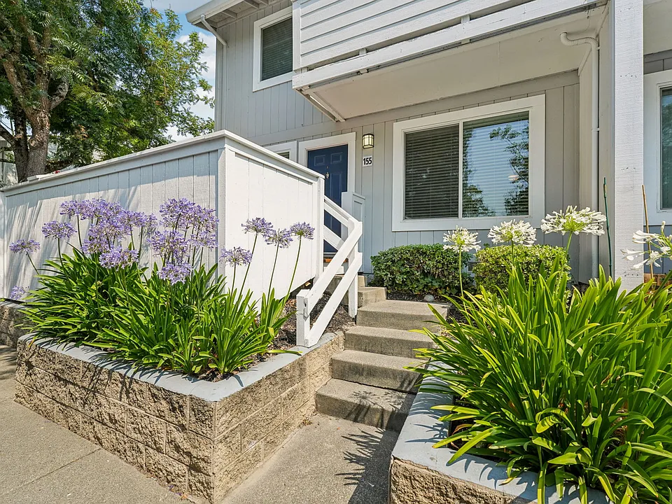 Two-story townhome.