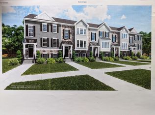 102 Hartzels Ln, Chalfont, PA 18914