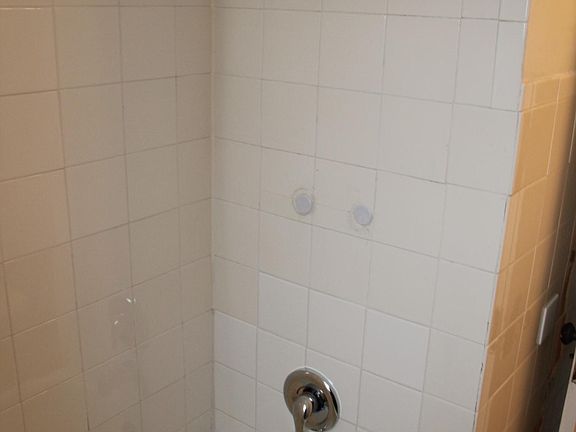 4th image of 6508 Clayton Ave #A