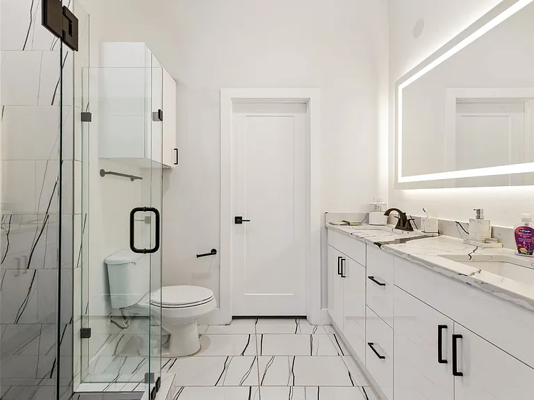 2102 N Prairie Ave #102 — Photo 17