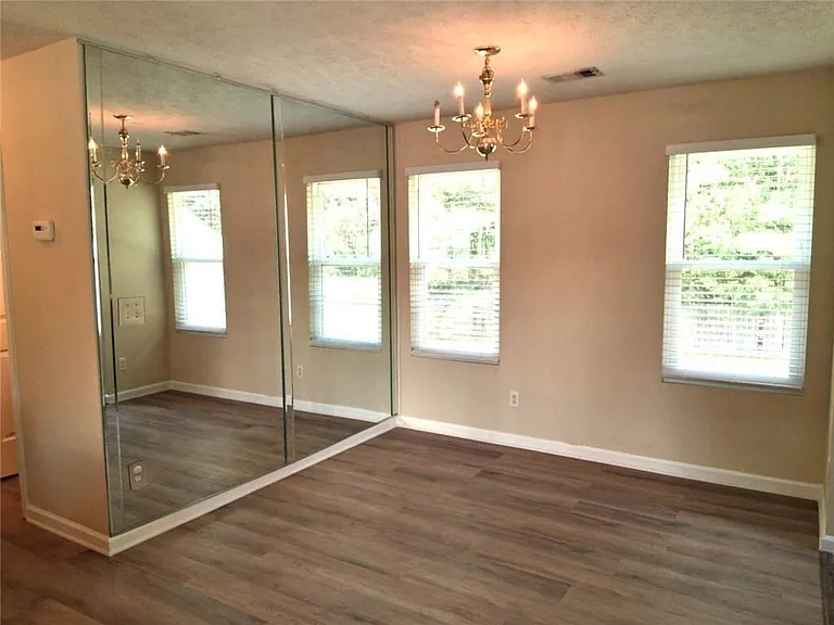 3617 Oakland Spring Ct — Photo 11