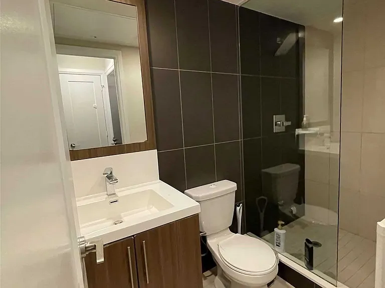 5 Sheppard Ave E #3516 — Photo 8