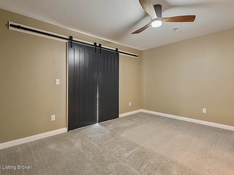 1802 Faith Ave — Photo 18