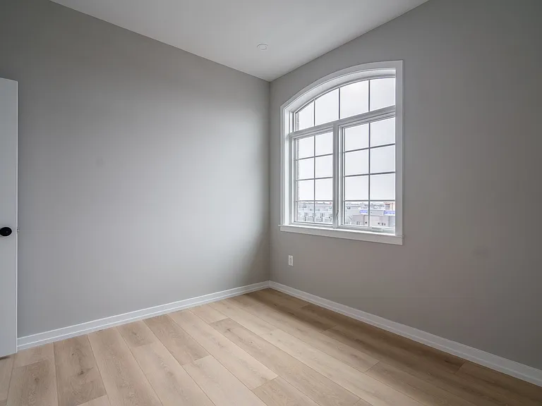 2401 Washington Ave — Photo 40