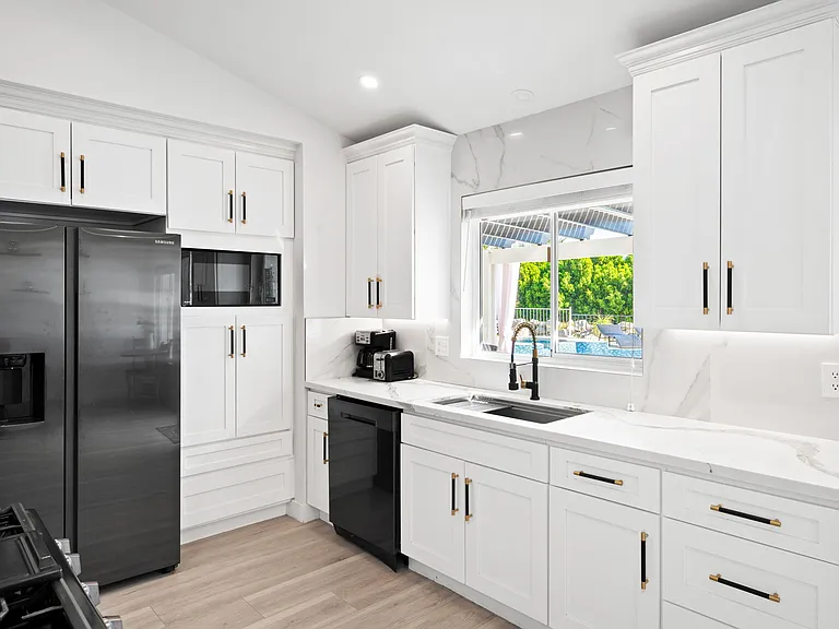 2380 N Leonard Rd — Photo 18