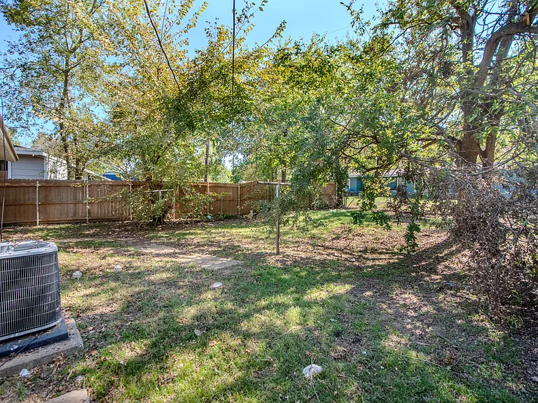 125 Vandenburg Dr #101 — Photo 25