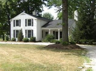 31350 Detroit Rd, Westlake, OH 44145