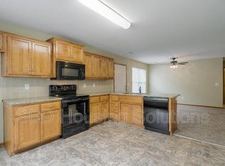 822 S Mills St, Independence, MO 64050