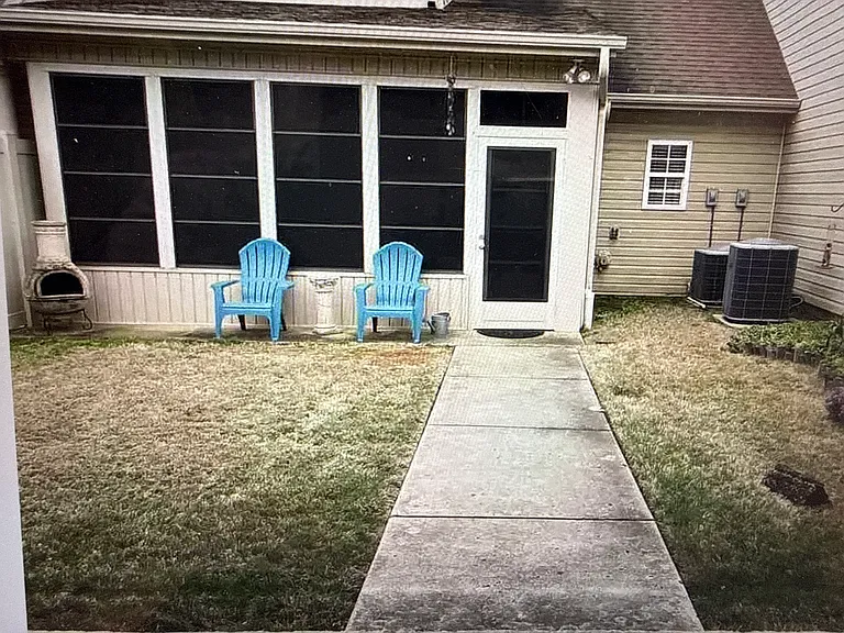 1828 Rushing Wood Dr NW — Photo 15