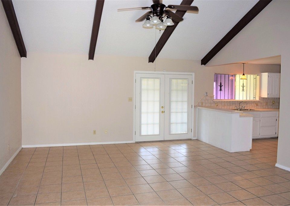2nd image of 2413 Eagle Ave