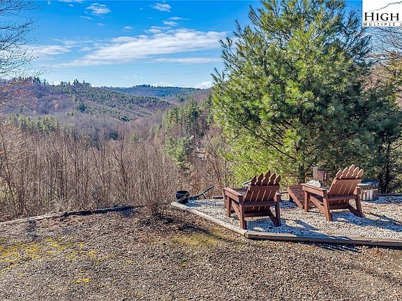5th image of 619 Falcon Ridge Drive
