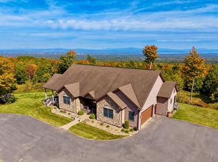 285 Agnew Rd, Morrisonville, NY 12962