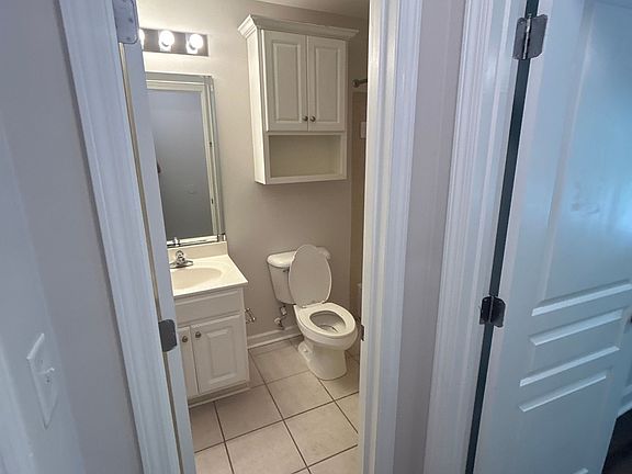 2nd image of 3825 Cherokee Woods Way APT 204