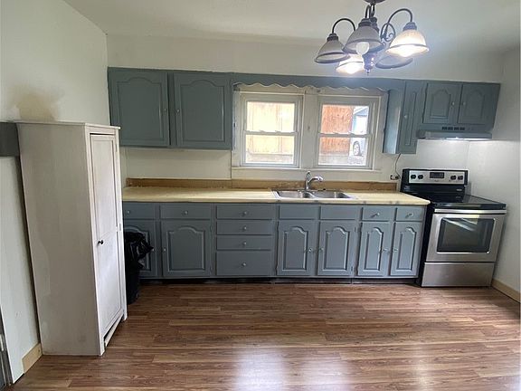 4th image of 729 Valley Ave
