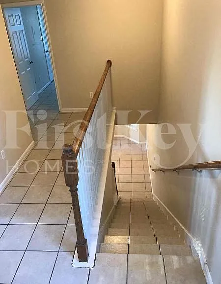 2920 La Estancia Ln — Photo 10