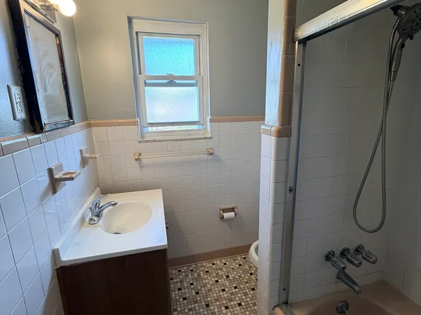 257 Desoto Pl APT 1, Cliffside Park, NJ 07010