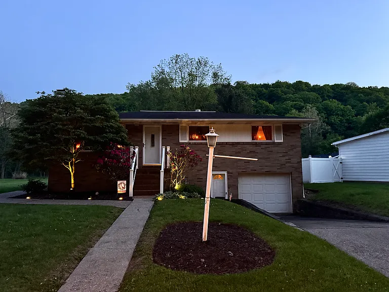 30 Princess Dr — Photo 8