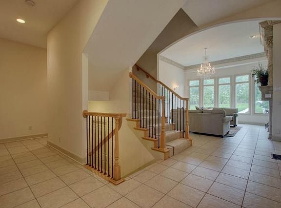 2nd image of 15821 S Parkhill St