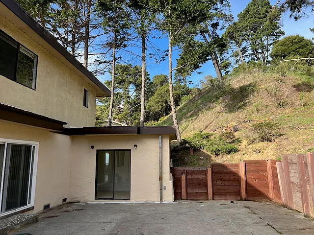 7628 Potrero Ave — Photo 10