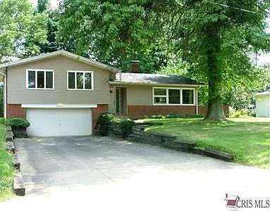 3043 Stanley Rd photo 1