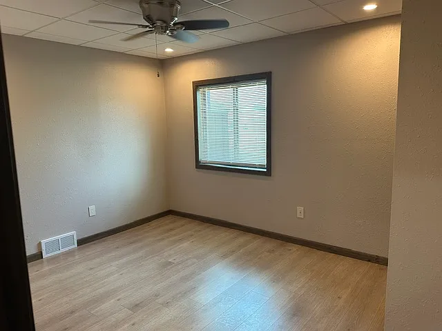 2 bed, 665 sqft, $1,000 — Photo 3