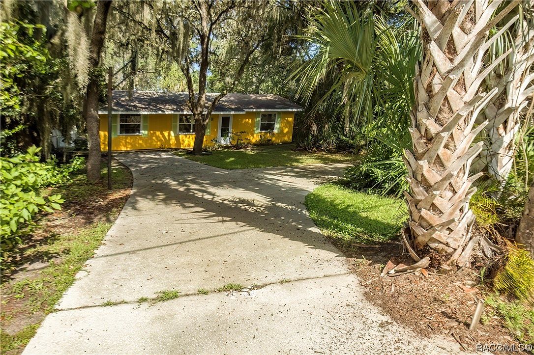 110 Park St, Inglis, FL 34449 MLS 826439 Zillow