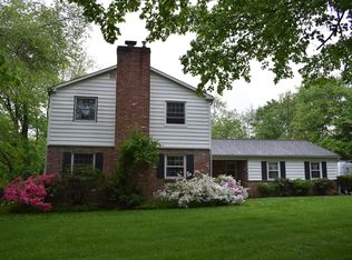 106 Pebble Valley Dr, Doylestown, PA