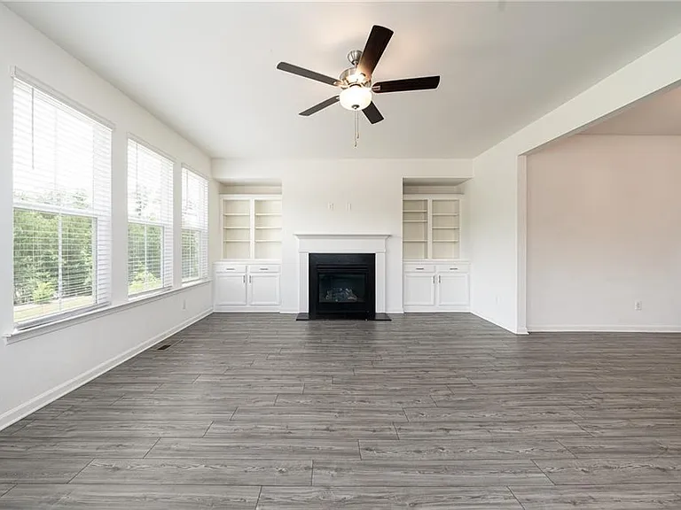 307 Danville Ave — Photo 17