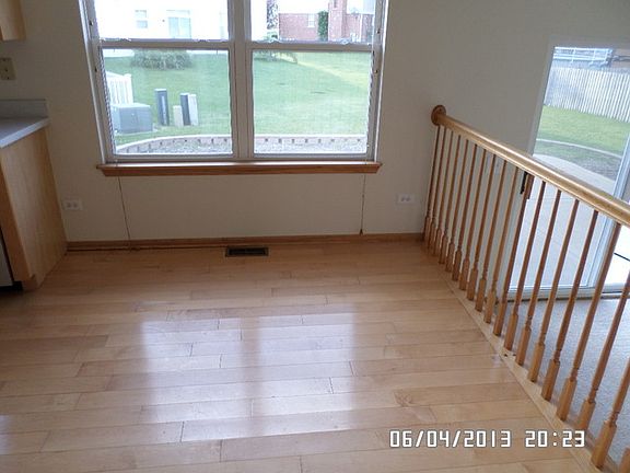 3rd image of 1517 W Donegal Dr