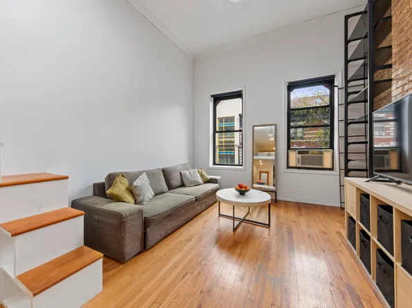 331 East 92nd Street image 1 of 8