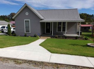 107 Mountain St, Stevenson, AL 35772