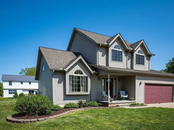 551 Kelli Ave, Marysville, MI 48040