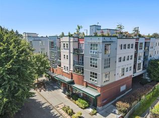 2331 42nd Ave SW APT 211, Seattle, WA 98116