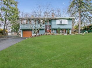 12 Adams Dr, Stony Pt, NY 10980